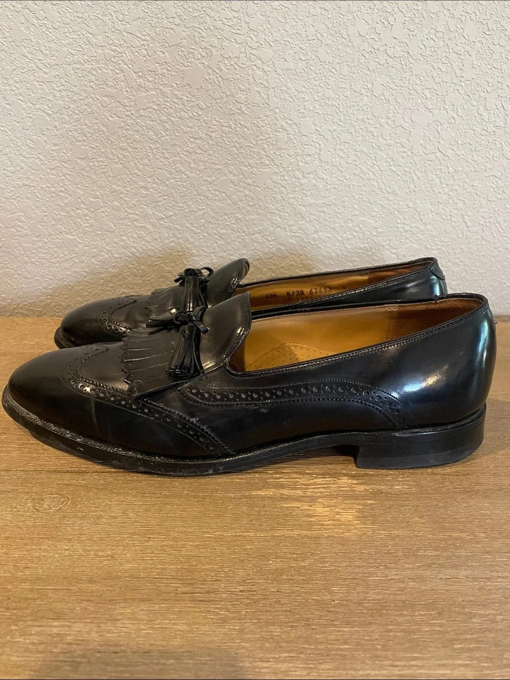 Johnston Murphy Burgundy Wingtip Tassel Oxford Dress Shoes